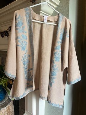 J. Jill Beige Open-Front Kimono Jacket with Light Blue Floral Embroidery S-L
